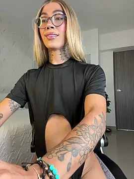 miss_tatiana_'s live cam