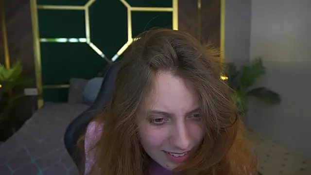 cuteefoxy - CuteeFoxy's free webcam