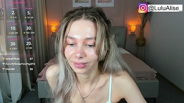 LuluAlis webcam