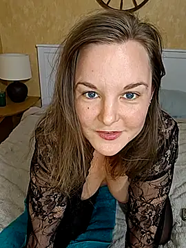 SwedishJennifer webcam