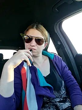 Mercedeswoman8 webcam