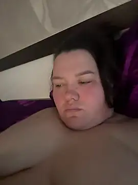 SunnyLeila2101 webcam