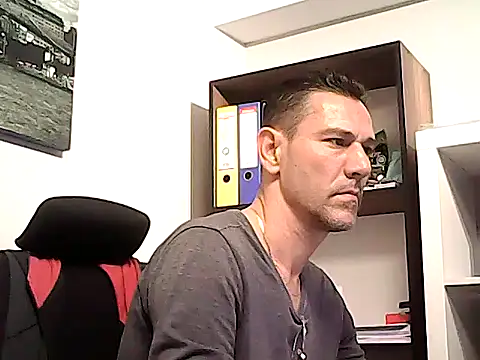 mastercharisma35 - Mastercharisma35's free webcam - UK Sex Cams