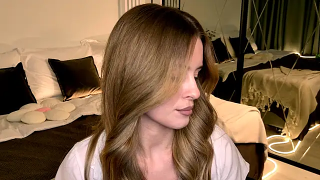 RozzitaBedberry webcam