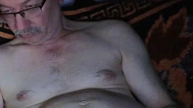 loverboyxxx69 webcam