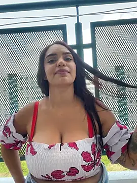 Sara-77 webcam