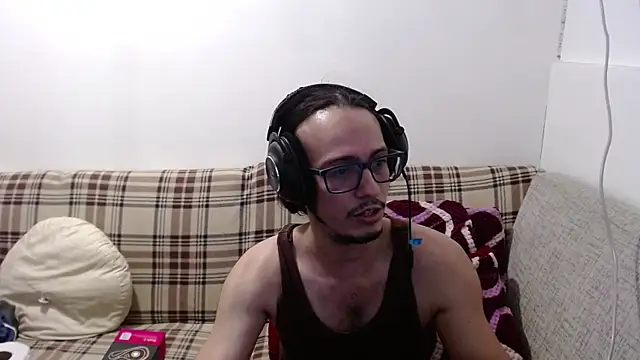 cholitohermoso webcam