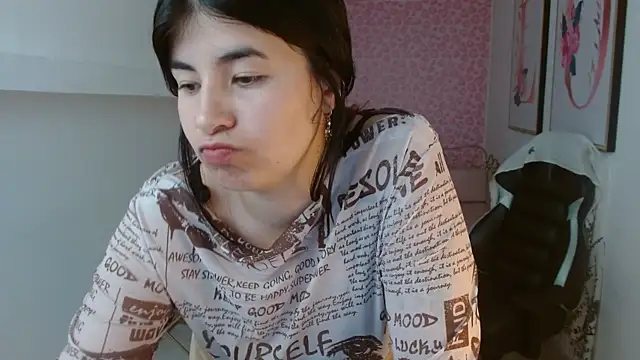 Nina_harpper_ webcam