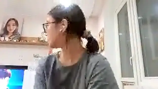 LezlieEllegood webcam