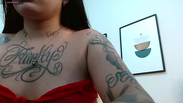 lily_bermudez webcam