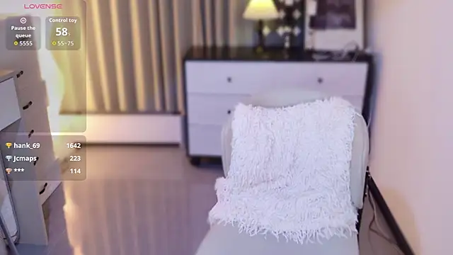 美女funnygirl0929在线直播