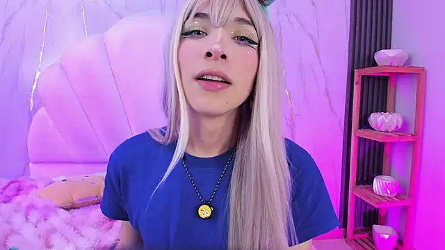 AliiceWonderland_ webcam