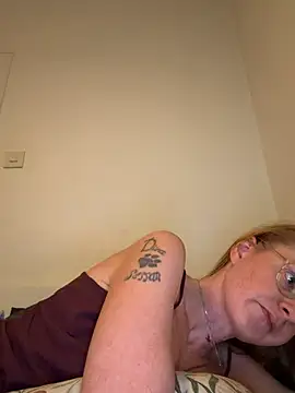 jannis1992 (F young) - Supries me use menu