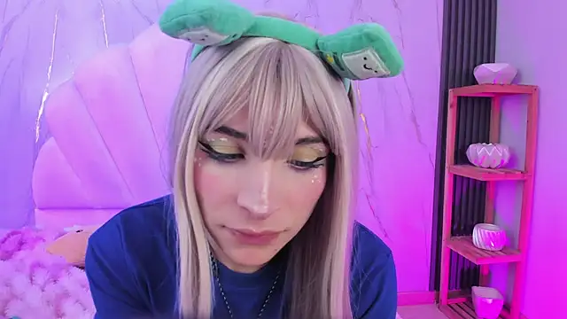 AliiceWonderland_ webcam