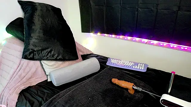 Dirty_Secrettt webcam