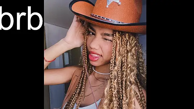 marizza_14 - Marizza_14's free webcam - UK Sex Cams