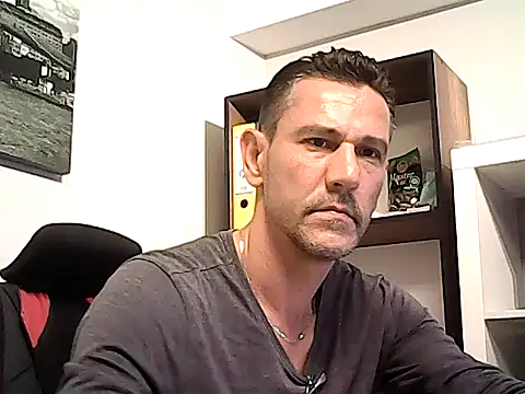 mastercharisma35 webcam