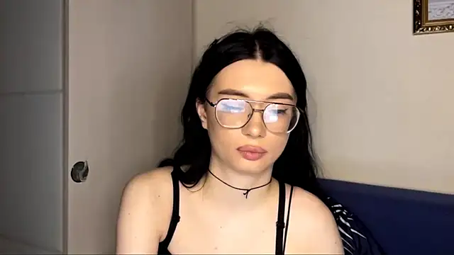 RenataBrought webcam