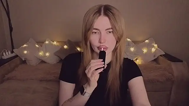 ViolettaLopez webcam