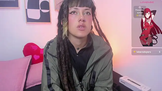 _sharlotte777 webcam