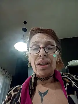 FrozenWaffle Live Webcam on Stripchat