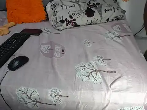 bootysoyummyx - BootySoYummyX's free webcam - UK Sex Cams