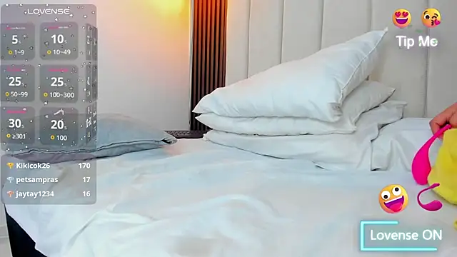 Victoria_Guzman webcam