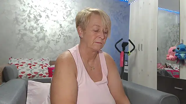 rosesandlillies - RosesandLillies's free webcam - UK Sex Cams