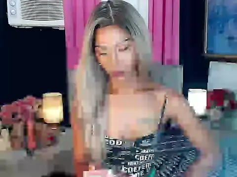 tarah_mc_actressex - Tarah_MC_Actressex's free webcam - UK Sex Cams