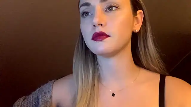 ScarlettSensitive webcam