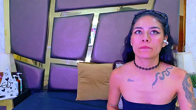 NicoleEsposito webcam