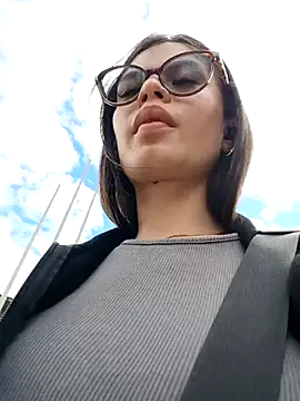 _isabella-7 - _Isabella-7's free webcam - UK Sex Cams