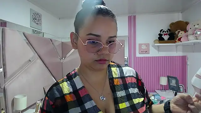 _Miaaleon webcam