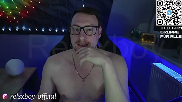 Relsxboy webcam