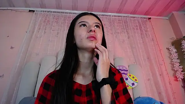 sweetrenata_ - SweetRenata_'s free webcam - UK Sex Cams