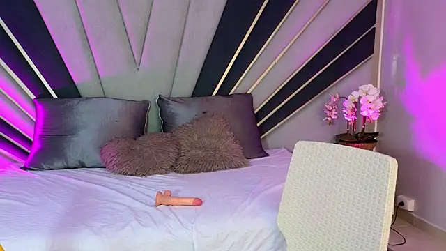 DulceeEsmeralda webcam