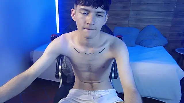 trevor_mob (M twink) - masturbation for 10 min + cum