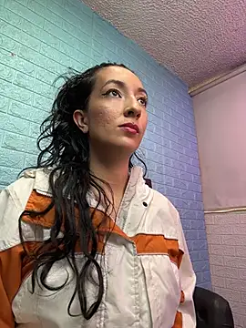 SALOME_KORLAND Live Webcam on Stripchat