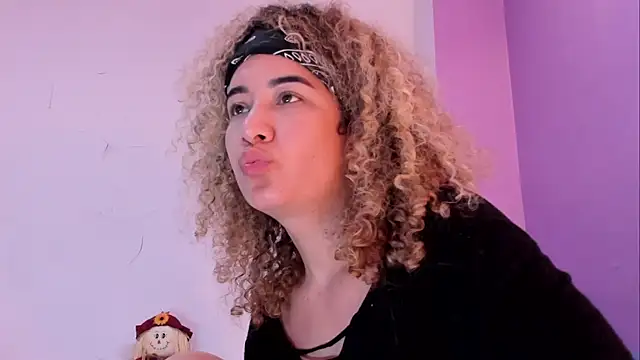 Charlotte11-11 webcam