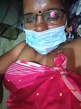 Tamilselviroja- live sex cam