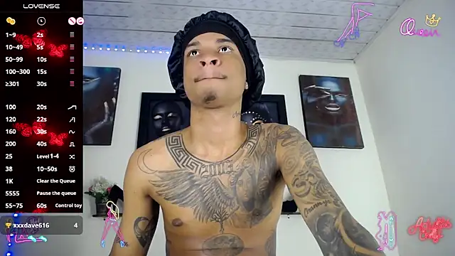 Tatoo_Noah webcam