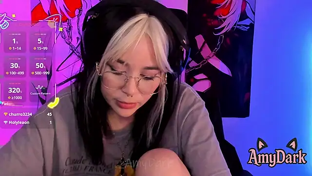 _AmyDark webcam