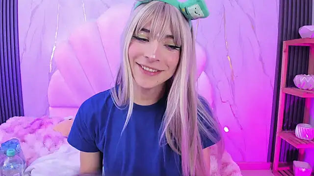 aliicewonderland_ - AliiceWonderland_'s free webcam - UK Sex Cams