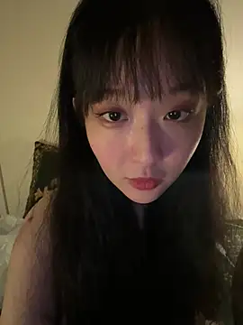 美女Etherealcat33在线直播