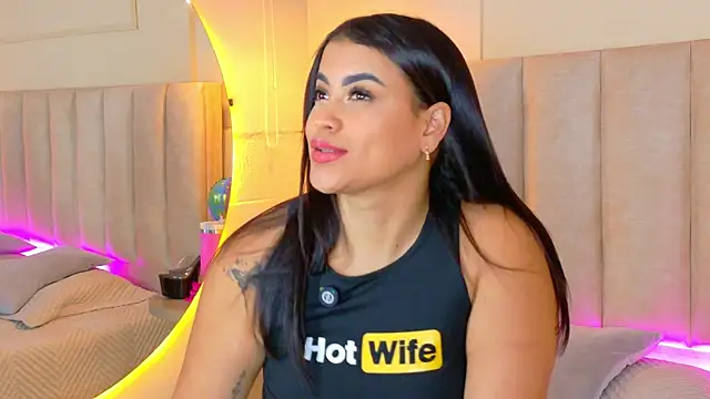 AlynAllen Stripchat cam model