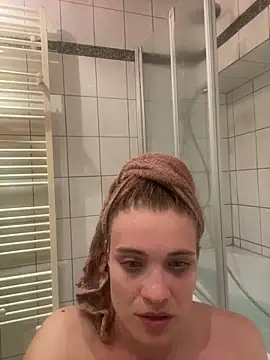 YoungSophie Stripchat cam model