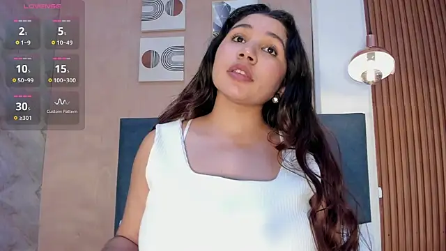 Victoria_Rosee webcam