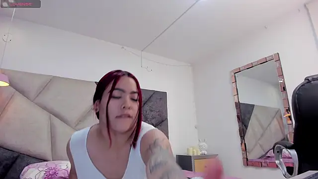 AfroditaVega_ webcam