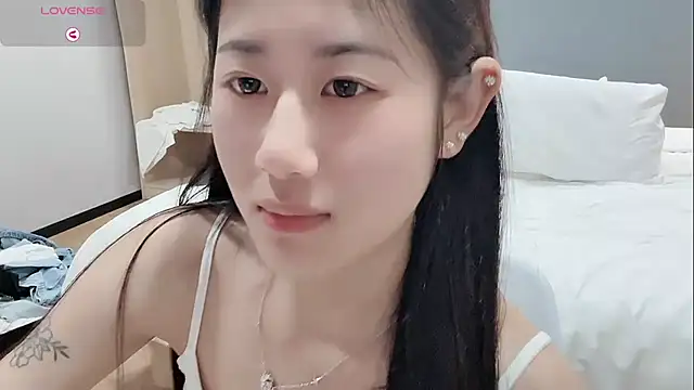 美女Yvonne-07在线直播