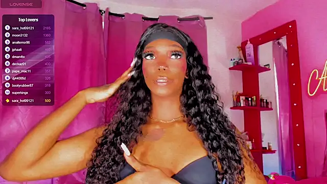 Sara_hot12112 webcam